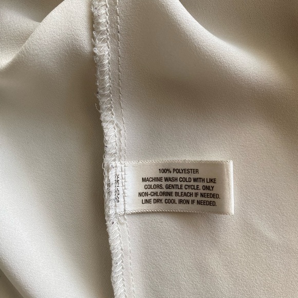 I Heart Ronson Blouse Womens Size XS Ivory Roll Tab Sleeves Flowly Lightweight - Picture 6 of 9